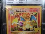 Carte Pokemon 
Contenu : Dracaufeu 
Edition : 25ans célébration 
Langue : Français 
MTG...