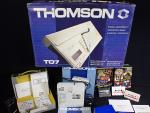 Thomson T07 1982
Micro-ordinateur 
Un pad, et deux cassettes pour la...