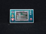 Nintendo game and watch 
Donkey kong JR
Model : Dj-101, rayures et...