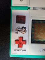 Nintendo game and watch 
Bomb sweeper 
Bon état, quelque rayures...