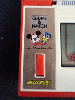 Nintendo game and watch 
Mickey et Donald 
Bon état quelques...